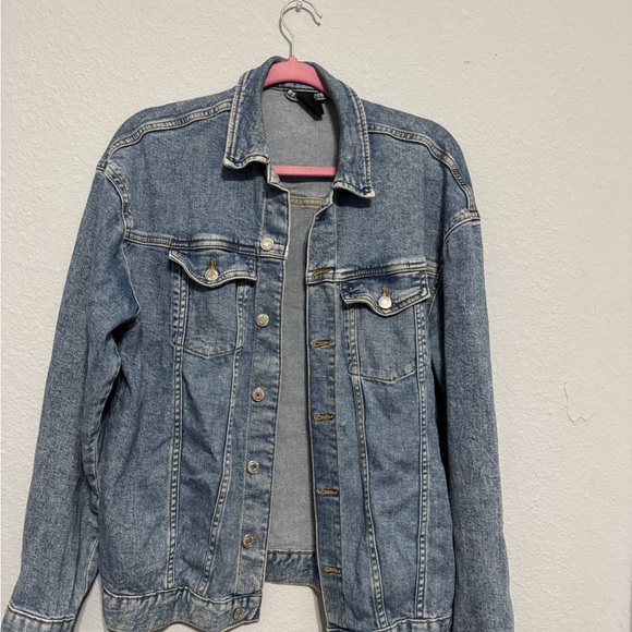 Denim jacket - Picture 2 of 4